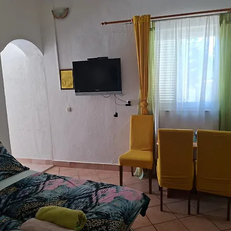 Apartment Gabrijela *